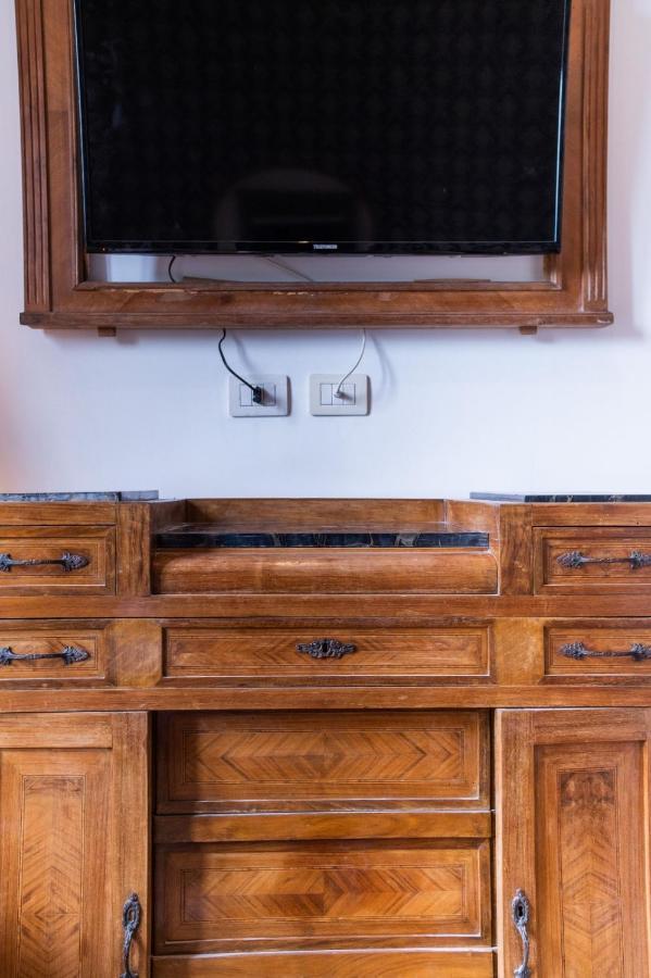 Colosseum Rooms Рим Экстерьер фото